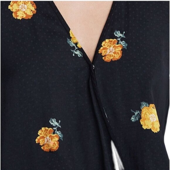 Madewell Bubble Sleeve Wrap Top In Floating Florets Black Gold Size S - Picture 5 of 10